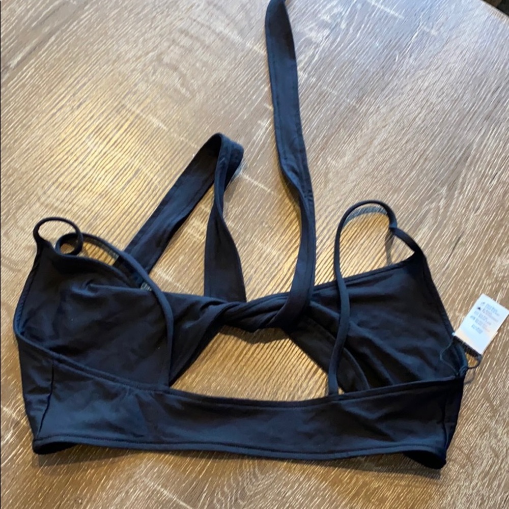 L space tie front bikini bathing suit top - Picture 3 of 3